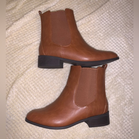 WORN ONCE! JustFab wide calf Chelsea boot - Picture 2 of 5
